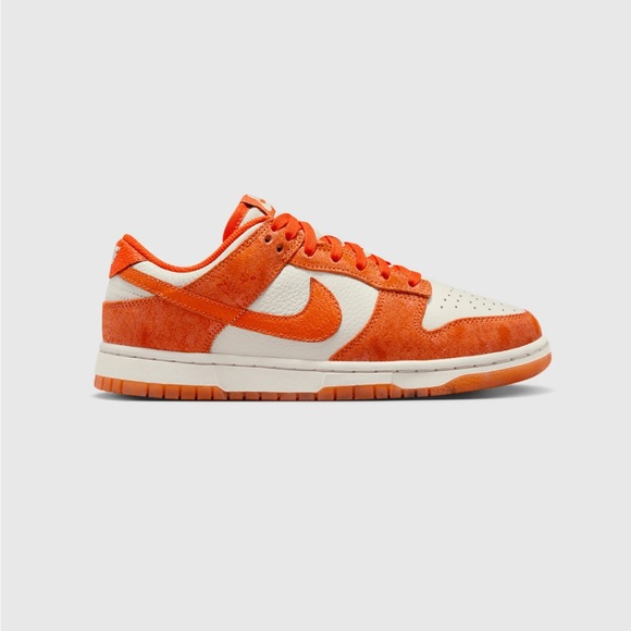 Nike Women’s Dunk Low- Cracked Orange - Picture 1 of 7